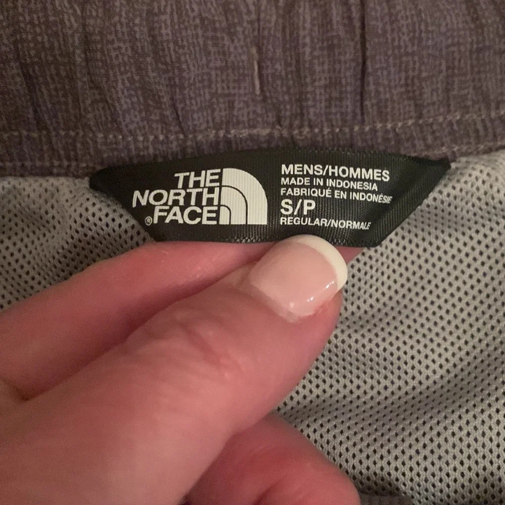 The North Face Quick Dry Shorts (Gray)